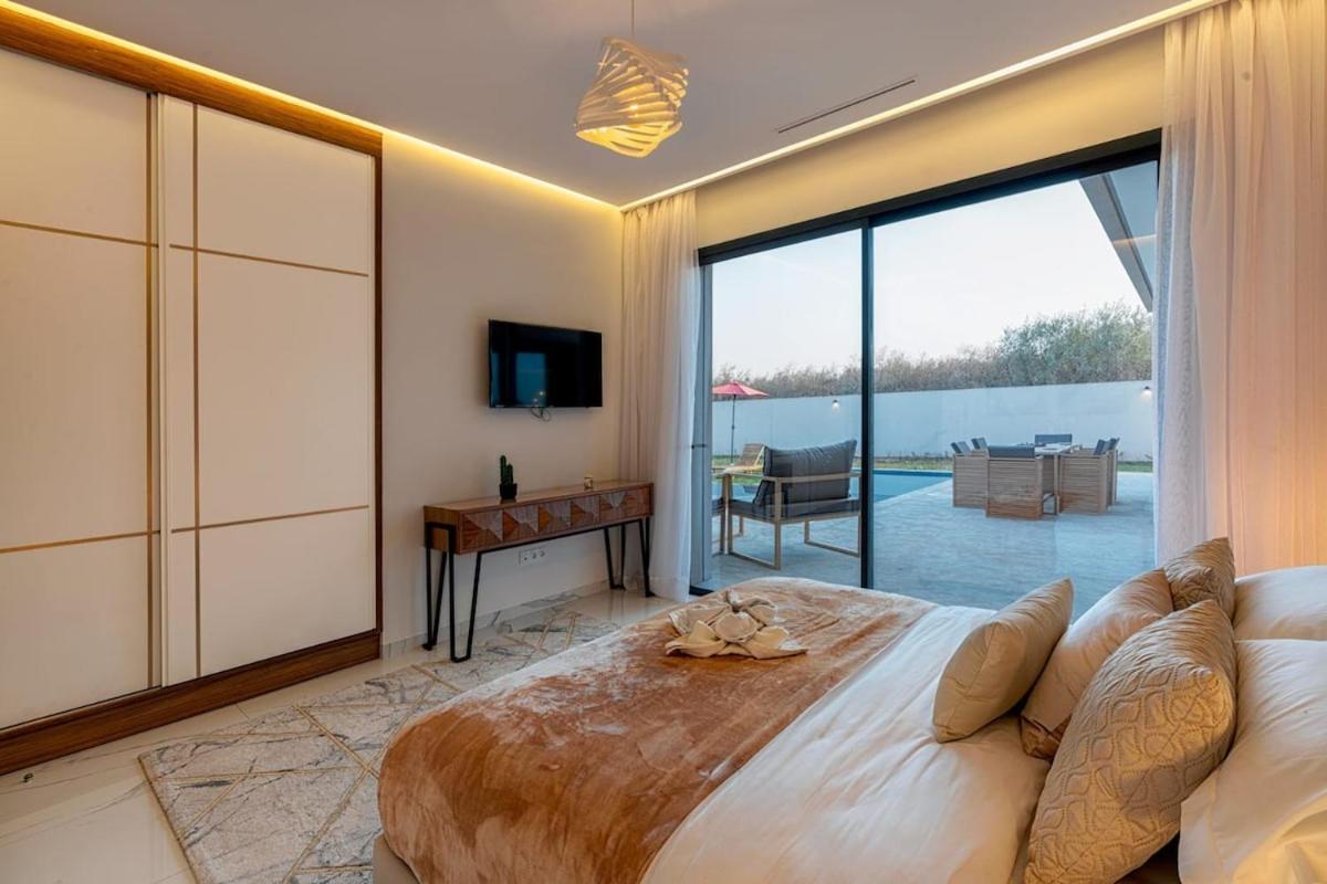 Eline - Wifi, Piscine Chauffee, Sans Vis-a-vis Villa